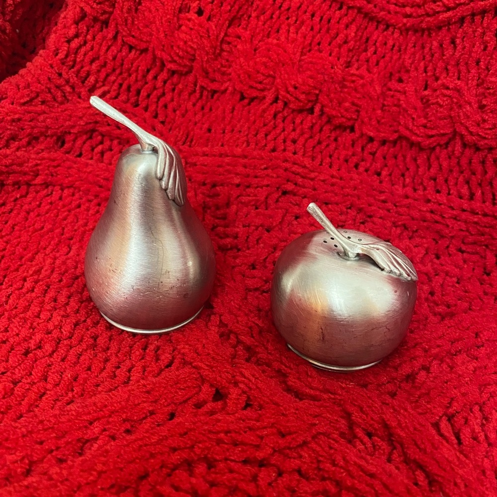 Vintage web pewter apple and pear salt and pepper shakers